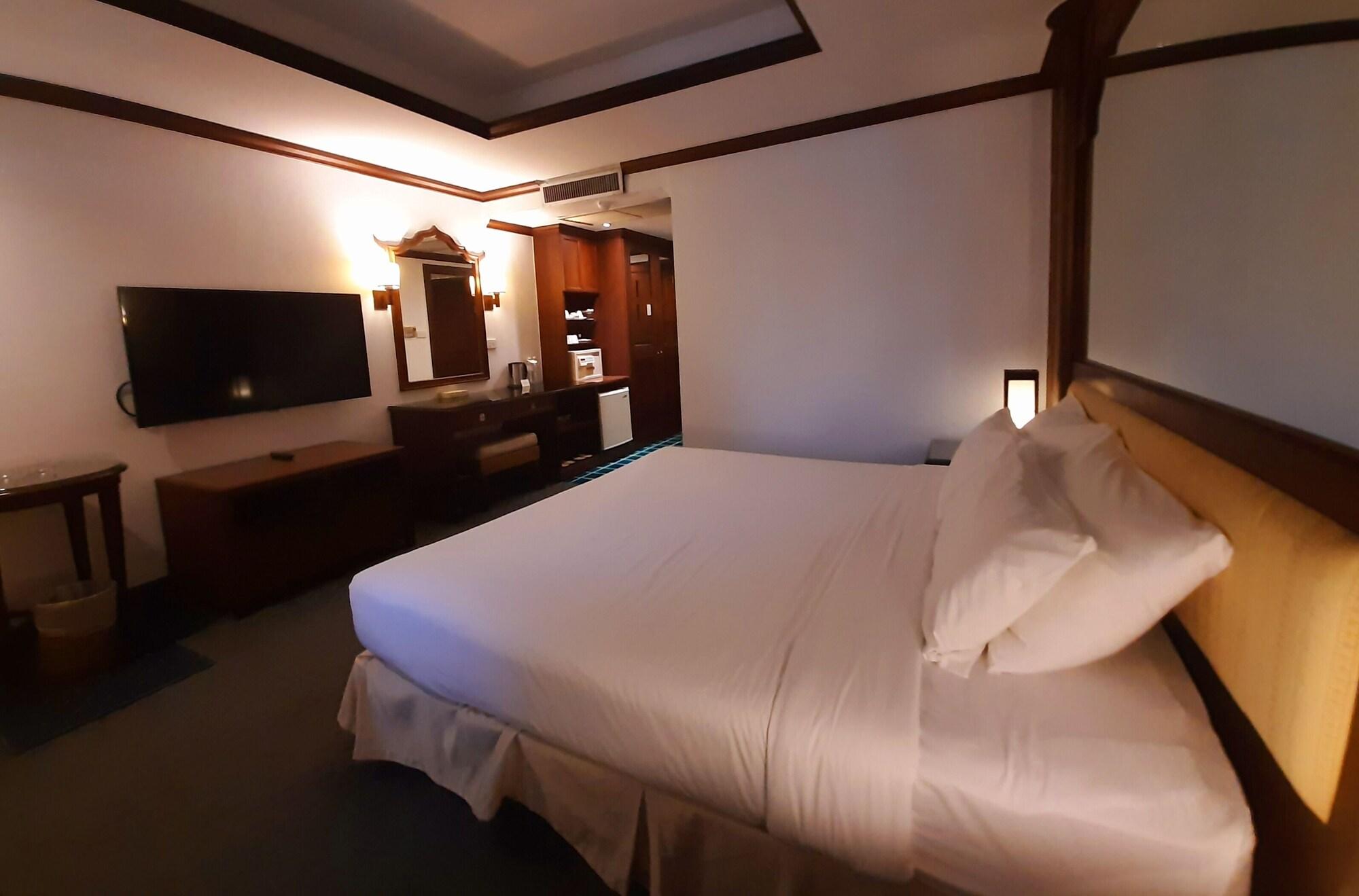 Grand Hotel Pattaya Ngoại thất bức ảnh