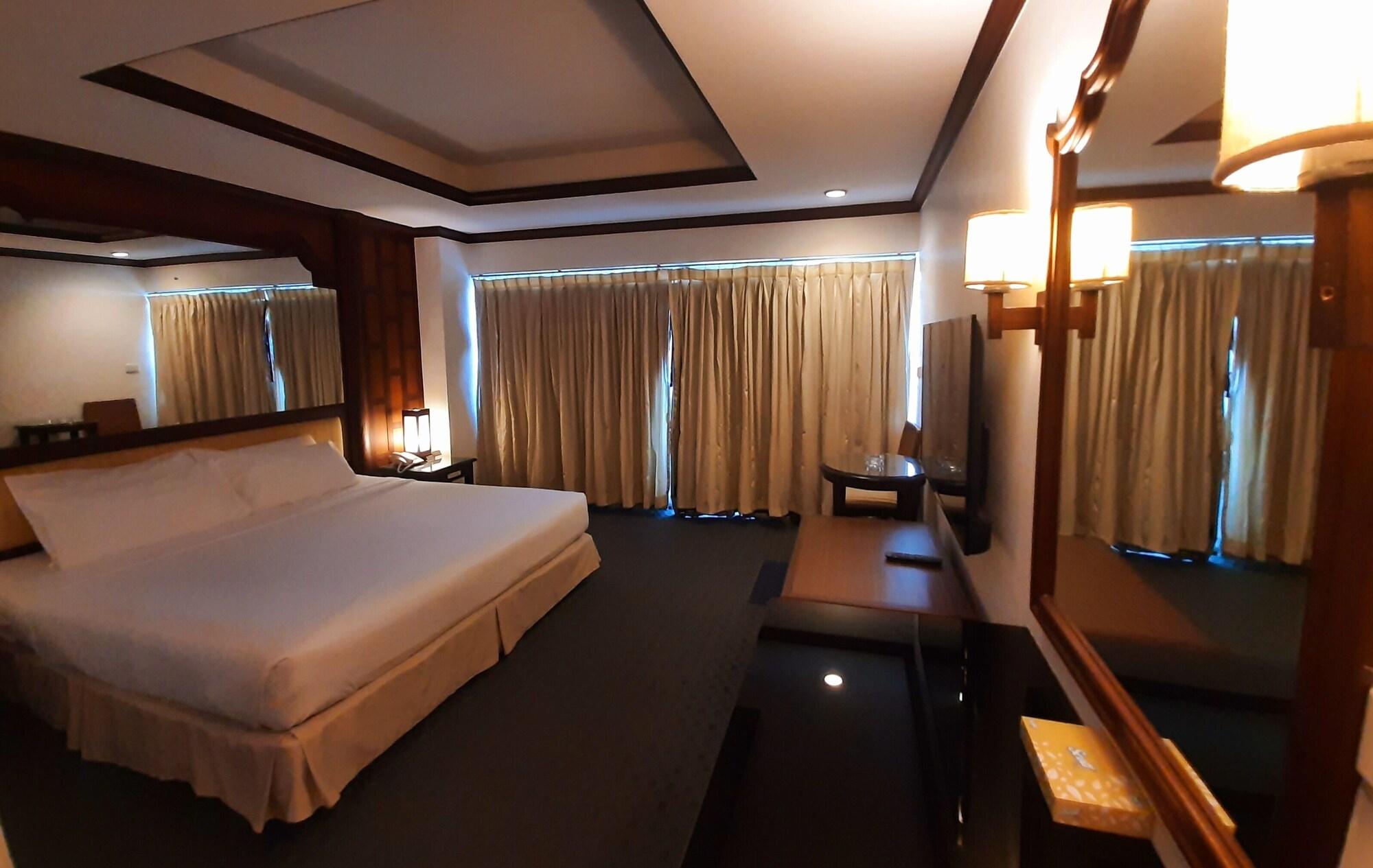 Grand Hotel Pattaya Ngoại thất bức ảnh